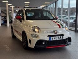 Vit Begagnad 2018 Abarth 595 Halvkombi | 169 900 kr (Lite dyr)