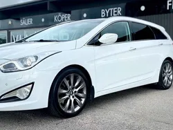 Vit Begagnad 2014 Hyundai i40 Kombi | 129 900 kr (Lite dyr)