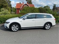 Vit Begagnad 2018 VW Passat Alltrack Kombi | 208 000 kr (Lite dyr)