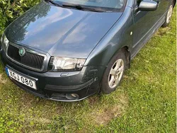Grå Begagnad 2006 Skoda Fabia Kombi | 14 000 kr (Marknadspris)