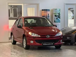 Röd Begagnad 2006 Peugeot 206 Halvkombi | 29 000 kr (Marknadspris)
