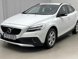 Vit Begagnad 2019 Volvo V40 CC Kombi | 208 000 kr (Bra pris)