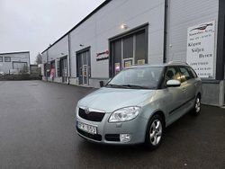 Grön Begagnad 2010 Skoda Fabia Kombi | 44 900 kr (Marknadspris)