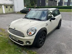 Vit Begagnad 2010 Mini Cooper D Clubman Kombi | 37 000 kr (Marknadspris)