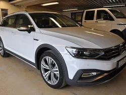 Vit Begagnad 2020 VW Passat Alltrack Kombi | 299 000 kr (Marknadspris)