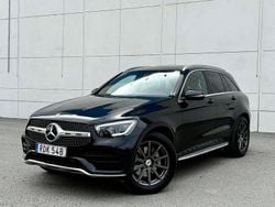 Svart Begagnad 2019 Mercedes GLC220 AMG line SUV | 399 900 kr (Marknadspris)