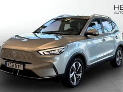 Grå (grey) Begagnad 2022 MG ZS Luxury Sedan | 249 900 kr (Bra pris)