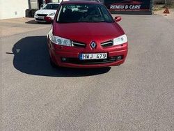 Röd Begagnad 2009 Renault Mégane GrandTour Kombi | 25 900 kr (Marknadspris)