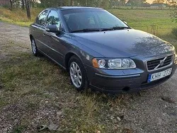 Grå Begagnad 2007 Volvo S60 Sedan | 18 000 kr (Marknadspris)