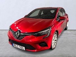 Röd Begagnad 2023 Renault Clio V Intens Halvkombi | 169 900 kr (Marknadspris)