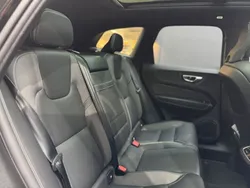 Svart Begagnad 2021 Volvo XC60 R-Design SUV | 488 500 kr