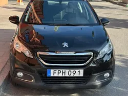 Svart Begagnad 2015 Peugeot 2008 SUV | 68 500 kr (Marknadspris)