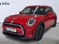 Röd Begagnad 2022 Mini Cooper Halvkombi | 254 900 kr (Marknadspris)
