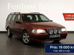 Mörkröd Begagnad 2000 Volvo V70 Standard Kombi | 19 000 kr (Dyr)