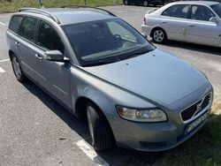 Blå Begagnad 2008 Volvo V50 Kinetic Kombi | 10 000 kr