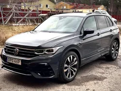 Grå Begagnad 2021 VW Tiguan R SUV | 480 000 kr (Marknadspris)