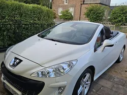 Vit Begagnad 2010 Peugeot 308 CC Cab | 64 900 kr (Bra pris)
