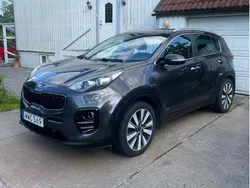 Grå Begagnad 2016 Kia Sportage Advance SUV | 159 000 kr (Marknadspris)