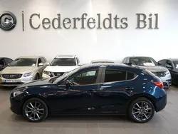 Blå Begagnad 2015 Mazda 3 Inclusive Halvkombi | 159 900 kr (Marknadspris)