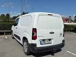 Vit Begagnad 2019 Citroën Berlingo Minibuss | 160 000 kr (Marknadspris)