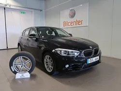 Svart Begagnad 2015 BMW 118 Sport Line Halvkombi | 179 900 kr (Marknadspris)