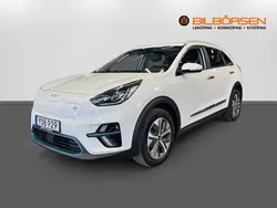 Vit Begagnad 2022 Kia e-Niro Advance SUV | 289 900 kr (Marknadspris)