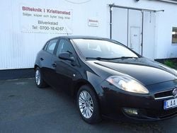 Svart Begagnad 2011 Fiat Bravo Halvkombi | 37 000 kr