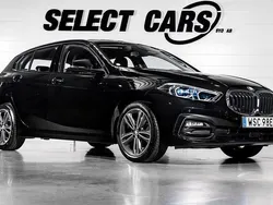 Svart Begagnad 2020 BMW 118 Shadowline Halvkombi | 219 900 kr (Marknadspris)