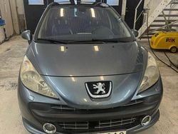 Grå Begagnad 2007 Peugeot 207 Sport Halvkombi | 22 000 kr (Marknadspris)