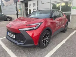 Röd Begagnad 2024 Toyota C-HR Style SUV | 409 900 kr (Bra pris)