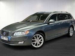 Blå (blue) Begagnad 2014 Volvo V70 Momentum Kombi | 117 900 kr (Marknadspris)