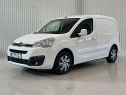 Vit Begagnad 2016 Citroën Berlingo Minibuss | 99 900 kr (Marknadspris)
