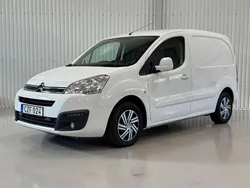 Vit Begagnad 2016 Citroën Berlingo Minibuss | 99 900 kr (Marknadspris)