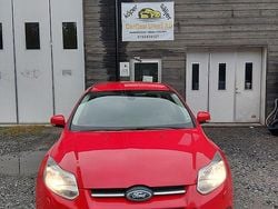 Röd Begagnad 2012 Ford Focus Trend Kombi | 51 900 kr