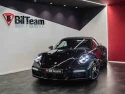 Svart Begagnad 2022 Porsche 911 Turbo S Cabriolet Cab | 2 999 900 kr