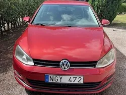 Röd Begagnad 2013 VW Golf VII Halvkombi | 66 000 kr (Bra pris)