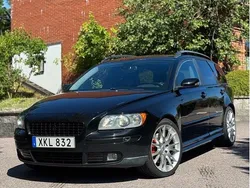 Svart Begagnad 2006 Volvo V50 Summum Kombi | 27 000 kr