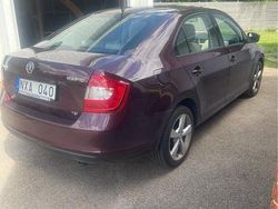 Röd Begagnad 2013 Skoda Rapid Halvkombi | 55 000 kr (Marknadspris)