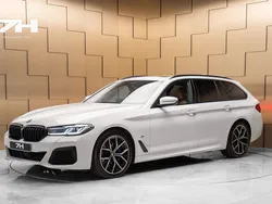 Vit Begagnad 2021 BMW 530 M Sport Kombi | 519 000 kr