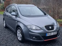 Grå Begagnad 2012 Seat Altea XL Reference Minibuss | 45 000 kr (Marknadspris)