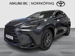 Grå Begagnad 2023 Lexus NX350h Business Edition SUV | 479 000 kr (Marknadspris)