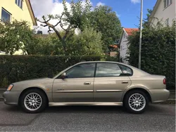 Brun Begagnad 2000 Subaru Legacy GT Sedan | 55 000 kr
