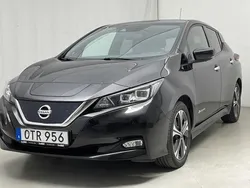 Svart Begagnad 2020 Nissan Leaf 360º Halvkombi | 157 500 kr (Marknadspris)