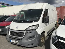 Vit Begagnad 2016 Peugeot Boxer Van | 60 000 kr