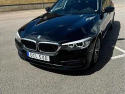 Svart Begagnad 2018 BMW 520 Sport Line Kombi | 219 000 kr (Superpris)