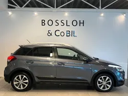 Mörkgrå (grå) Begagnad 2018 Hyundai i20 Halvkombi | 119 400 kr (Marknadspris)