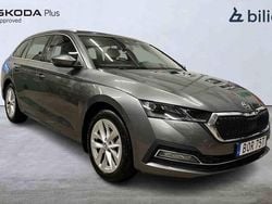 Grå Begagnad 2023 Skoda Octavia Kombi | 294 500 kr (Lite dyr)