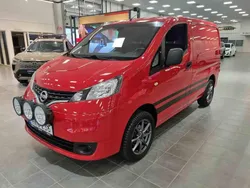 Röd Begagnad 2018 Nissan NV200 Van | 99 000 kr (Lite dyr)