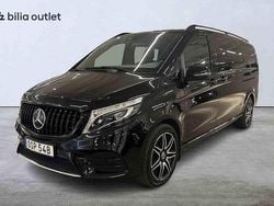 Svart Begagnad 2021 Mercedes V250 Minibuss | 629 900 kr