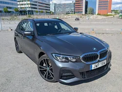 BMW 330e